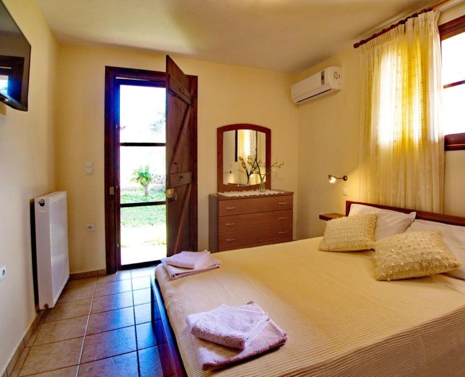 Villa Maragoudi Armenoi  Экстерьер фото