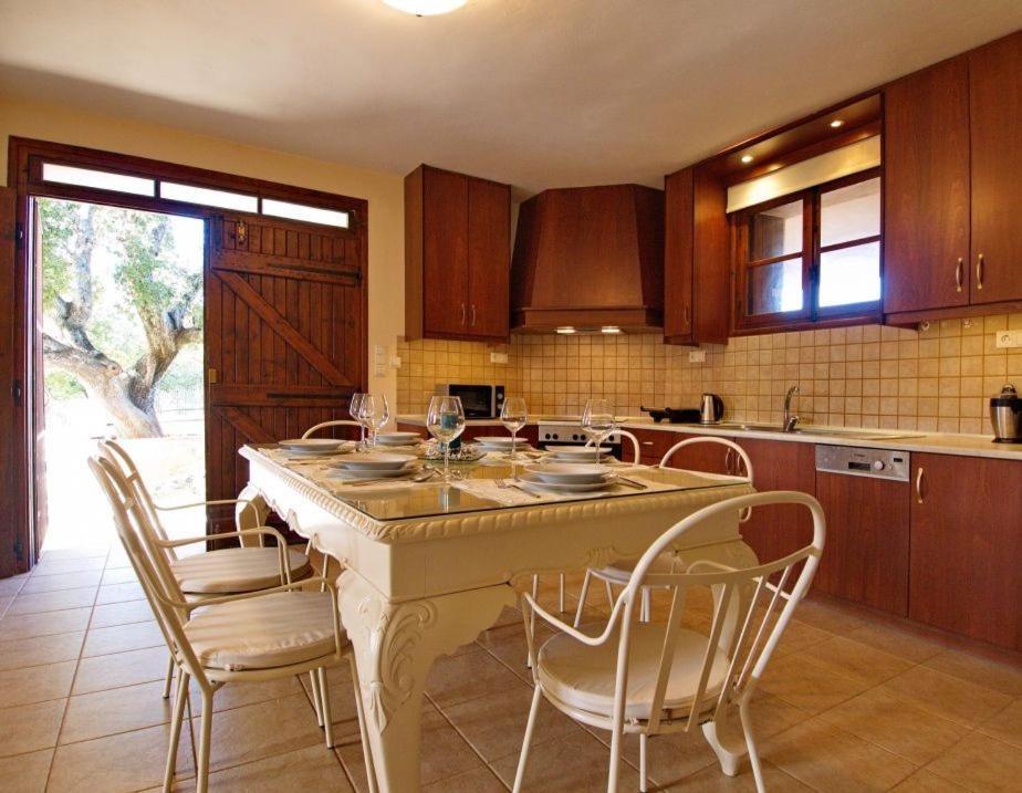 Villa Maragoudi Armenoi  Экстерьер фото